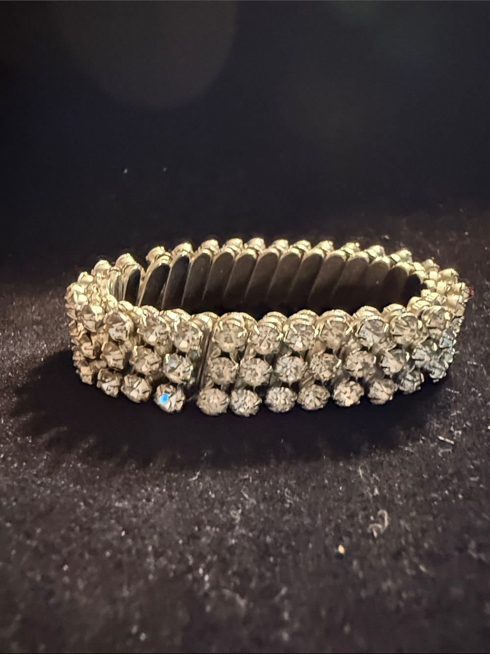 Vintage Sparkling Clear Rhinestone Stretch Bracelet